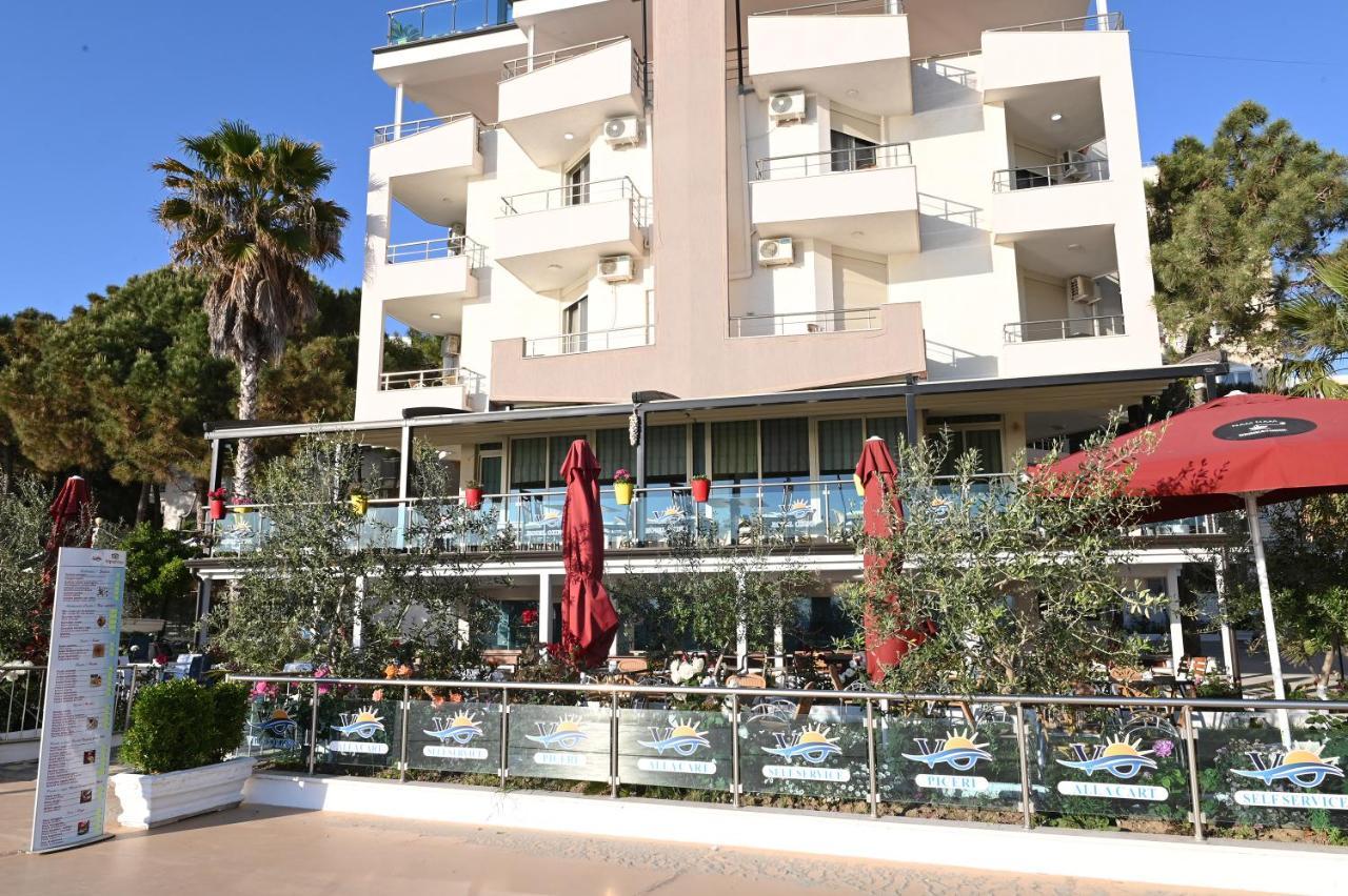 Vila Oxinn Kryemëdhej エクステリア 写真